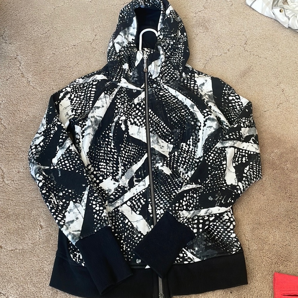 Lululemon scuba